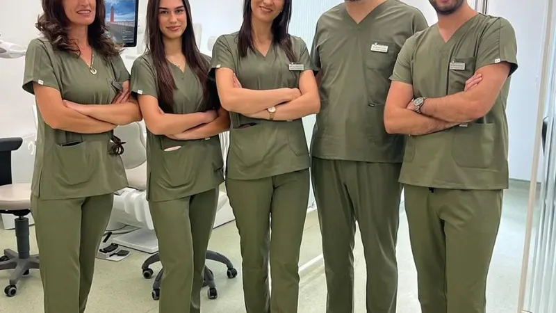 Specijalistička stomatološka ordinacija Crystal Dent Implant Centar